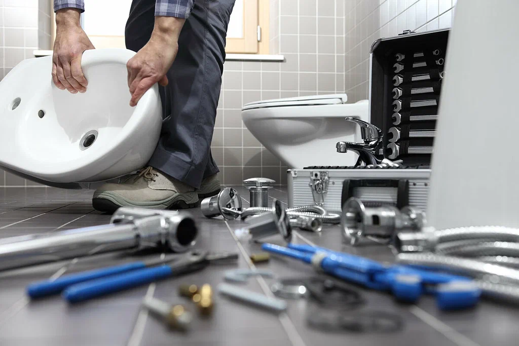 Plumbing tools prepared for a bathroom repair in Ontario